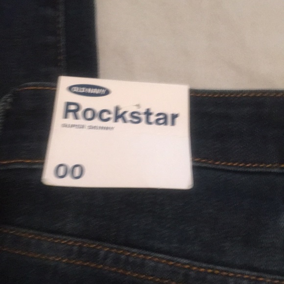 Old Navy Rockstar Jeans - Picture 7 of 7